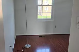 6152 Strasburg Dr, Centreville, VA 20121 - Photo 18