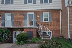 6152 Strasburg Dr, Centreville, VA 20121 - Photo 4