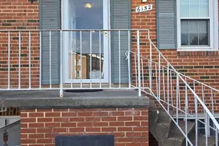 6152 Strasburg Dr, Centreville, VA 20121 - Photo 2