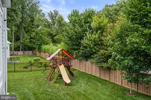 105 Mashie Ct SE, Vienna, VA 22180 - Photo 40