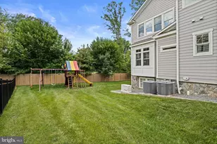 105 Mashie Ct SE, Vienna, VA 22180 - Photo 38