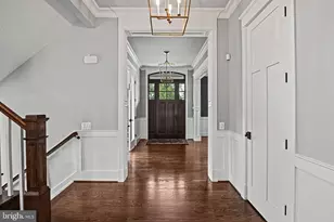 105 Mashie Ct SE, Vienna, VA 22180 - Photo 2