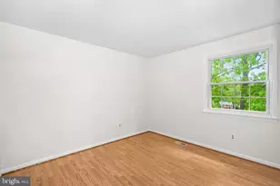 9361 Tartan View Dr, Fairfax, VA 22032 - Photo 24