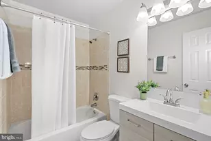 9361 Tartan View Dr, Fairfax, VA 22032 - Photo 26