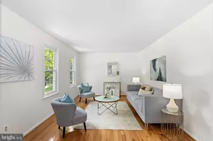 9361 Tartan View Dr, Fairfax, VA 22032 - Photo 4
