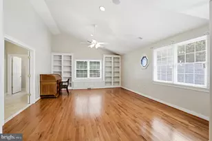 3703 Waples Crest Ct, Oakton, VA 22124 - Photo 34