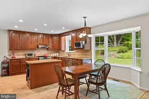 3013 Dower House Dr, Herndon, VA 20171 - Photo 14