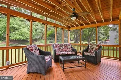 3013 Dower House Drive, Herndon, VA 20171 - Photo 4