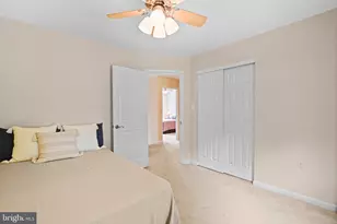 3013 Dower House Dr, Herndon, VA 20171 - Photo 22