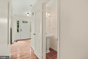 3013 Dower House Dr, Herndon, VA 20171 - Photo 10