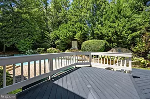 1256 New Bedford Ln, Reston, VA 20194 - Photo 110