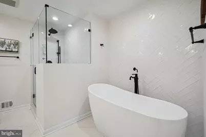 11007 Raccoon Ridge Court, Reston, VA 20191 - Photo 34