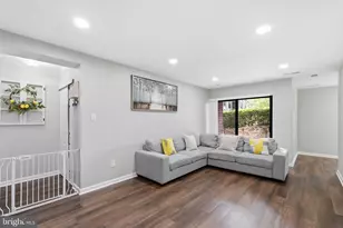 8314 Tobin Rd, Annandale, VA 22003 - Photo 2