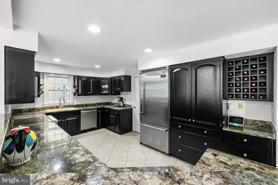 9405 Lagovista Court, Great Falls, VA 22066 - Photo 26