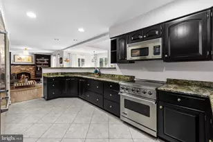 9405 Lagovista Ct, Great Falls, VA 22066 - Photo 24
