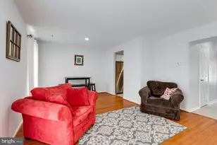 9013 Kerrydale Ct, Springfield, VA 22152 - Photo 10