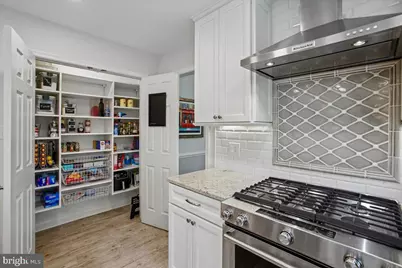 15341 Stillfield Court, Centreville, VA 20120 - Photo 8