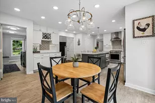 15341 Stillfield Ct, Centreville, VA 20120 - Photo 10