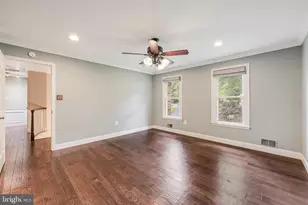 11618 Holly Briar Ln, Great Falls, VA 22066 - Photo 32