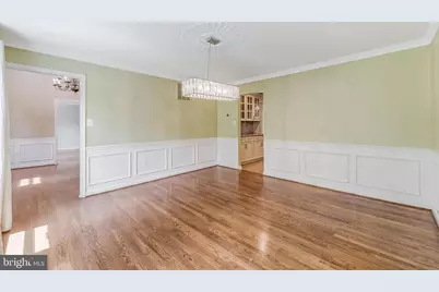11618 Holly Briar Lane, Great Falls, VA 22066 - Photo 10