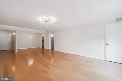 7621 Tremayne Place #111, McLean, VA 22102 - Photo 4