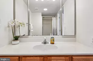 5901 Mt Eagle Dr, Alexandria, VA 22303 - Photo 20