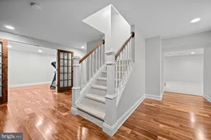 10215 Martinhoe Dr, Vienna, VA 22181 - Photo 58