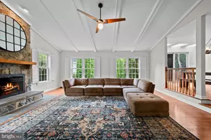 10215 Martinhoe Dr, Vienna, VA 22181 - Photo 26