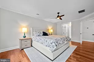 10215 Martinhoe Dr, Vienna, VA 22181 - Photo 54