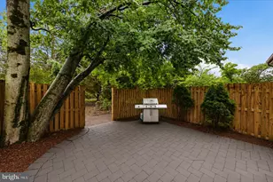 6197 Wellington Commons Dr, Alexandria, VA 22310 - Photo 6