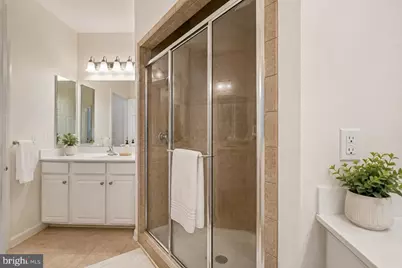 5722 Callcott Way #B, Alexandria, VA 22312 - Photo 10