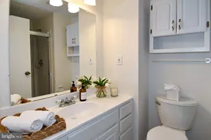 13985 Cabells Mill Dr, Centreville, VA 20120 - Photo 18