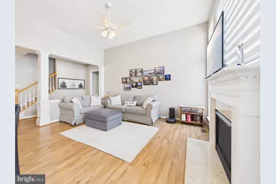 13507 Jeb Stuart Square, Centreville, VA 20120 - Photo 10