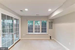 4190 Lower Park Dr, Fairfax, VA 22030 - Photo 42