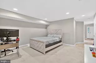 4190 Lower Park Dr, Fairfax, VA 22030 - Photo 38