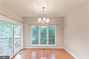 4190 Lower Park Dr, Fairfax, VA 22030 - Photo 16