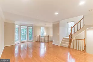 4190 Lower Park Dr, Fairfax, VA 22030 - Photo 8