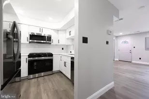 6034 Netherton St, Centreville, VA 20120 - Photo 2