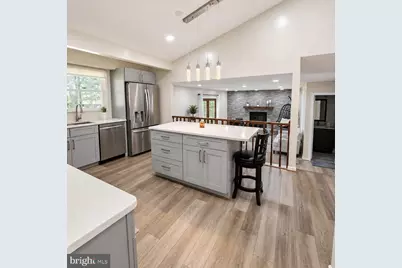 7702 Tower Woods Drive, Springfield, VA 22153 - Photo 8