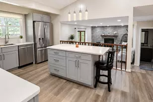 7702 Tower Woods Dr, Springfield, VA 22153 - Photo 8