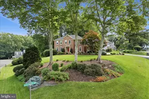 10820 Fieldwood Dr, Fairfax, VA 22030 - Photo 4