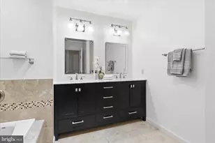 10820 Fieldwood Dr, Fairfax, VA 22030 - Photo 28