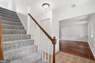 1300 Bayshire Ln, Herndon, VA 20170 - Photo 12