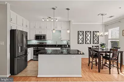 5148 Brittney Elyse Circle #T, Centreville, VA 20120 - Photo 6
