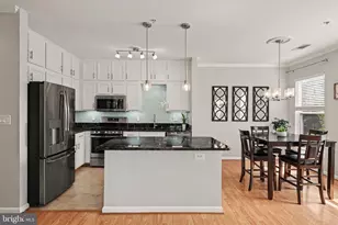 5148 Brittney Elyse Cir, Centreville, VA 20120 - Photo 6