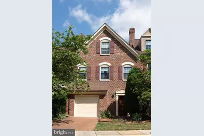 6304 Chaucer View Circle, Alexandria, VA 22304 - Photo 2