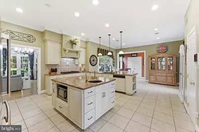 9889 Chapel Bridge Estates Drive, Fairfax Station, VA 22039 - Photo 16