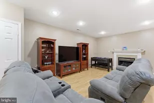 9889 Chapel Bridge Estates Dr, Fairfax Station, VA 22039 - Photo 56