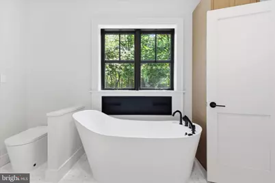 5921 Chesterbrook Road, McLean, VA 22101 - Photo 50