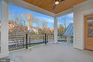 5921 Chesterbrook Rd, McLean, VA 22101 - Photo 46